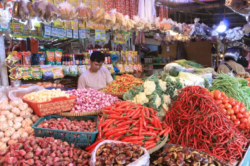 50771pemkot tangerang pastikan stabilitas stok dan harga pangan stabil usai lebaran 507711