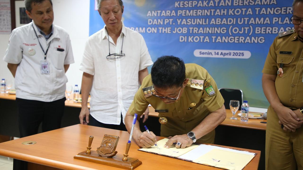 50929realisasi gampang kerja pemkot tangerang lepas peserta on the job training 509291