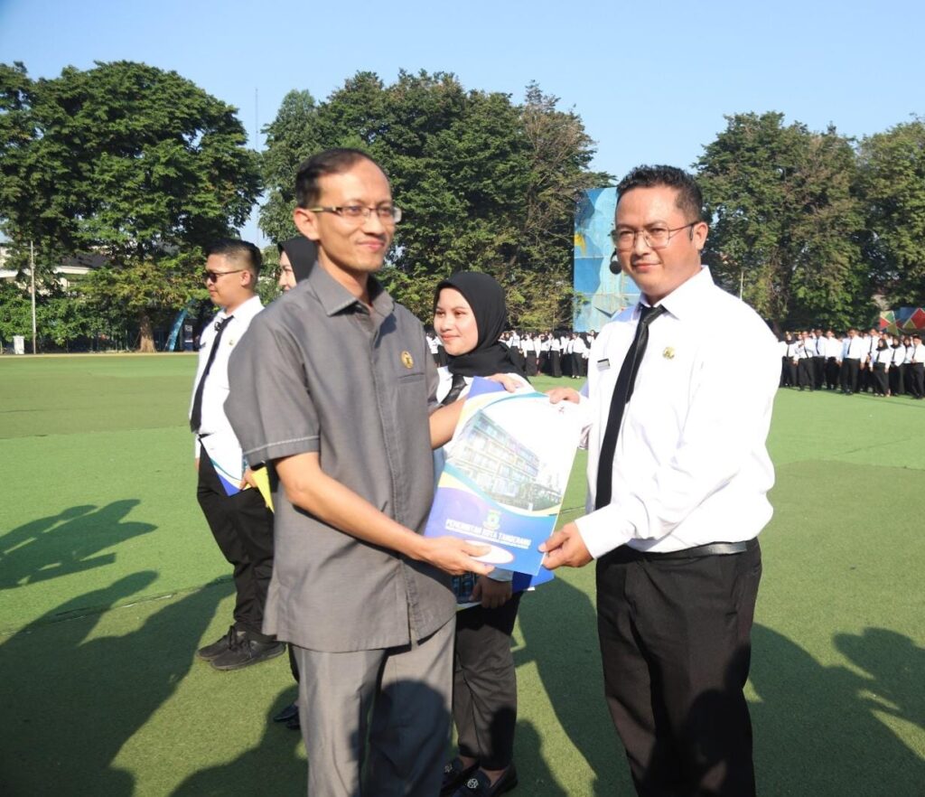 51443wakil ketua dprd kota tangerang apresiasi pelantikan pppk harapkan pegawai prioritaskan pelayanan 51443