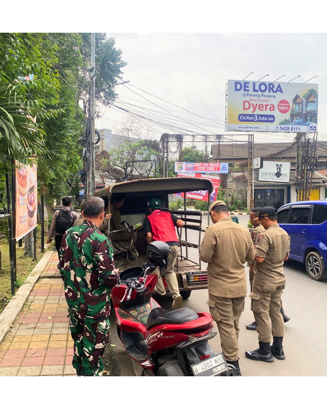 52497satpol pp kota tangerang gelar operasi penertiban tunawisma sejumlah orang diberikan pembinaan sosial 524971